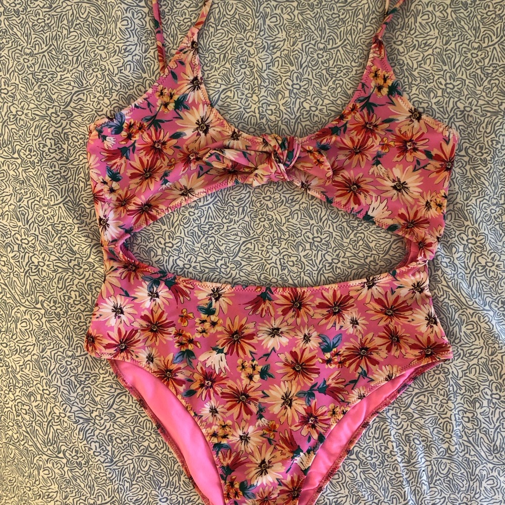 Zara swimsuit one piece
